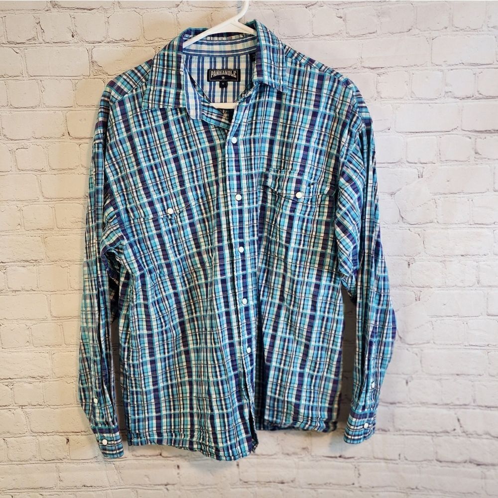 Men's Panhandle Slim pearl snapped longsleeve shirt, size Medium